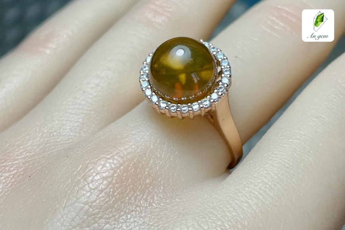 Bí quyết đeo nhẫn phong thủy chuẩn giúp mang lại may mắn, vượng khí