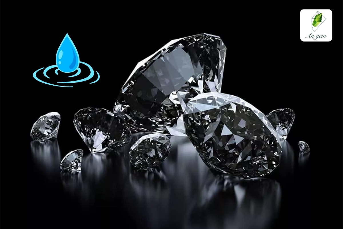 Mệnh Thuỷ hợp màu đen không? Top 5 mẫu vòng tay màu đen mệnh Thủy thịnh hành 2025