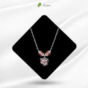 Thạch anh dâu hồng mix charm trái tim hồng mạ bạc
