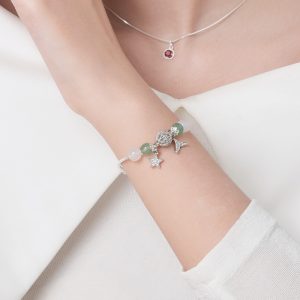 Vòng tay An gem đá tự nhiên dâu tây xanh mix mã não trắng